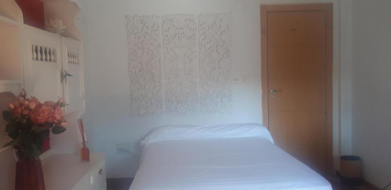 Habitaciones Amplias En El Centro De غرناطة المظهر الخارجي الصورة