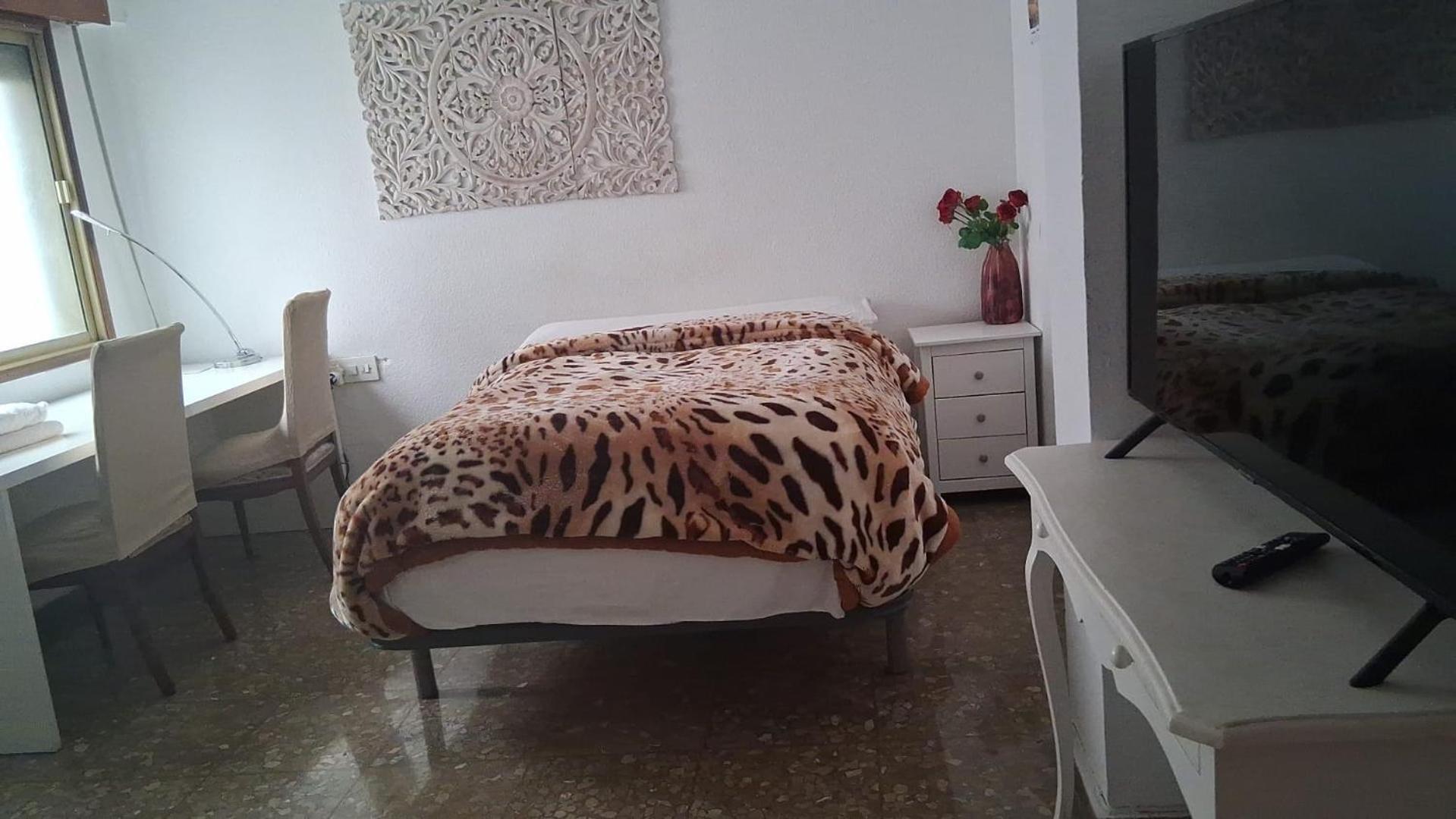 Habitaciones Amplias En El Centro De غرناطة المظهر الخارجي الصورة